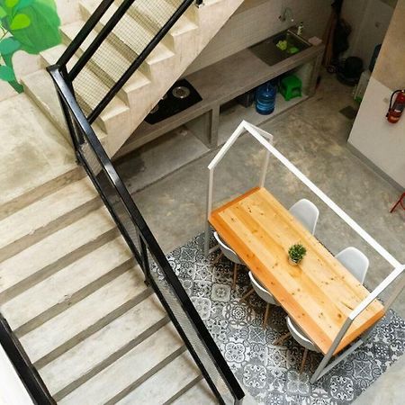 Fybed Aparthotel Семаранг Екстериор снимка