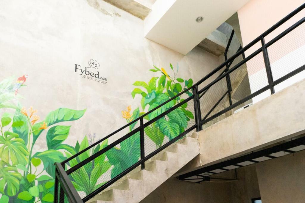 Fybed Aparthotel Семаранг Екстериор снимка
