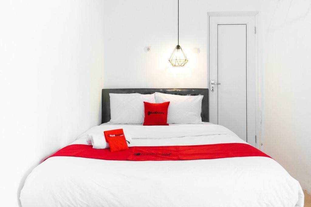 Fybed Aparthotel Семаранг Екстериор снимка